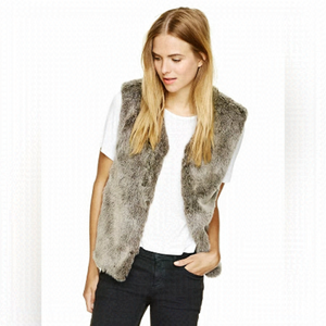 Aritzia Talula Women’s Park Slope Plush Faux Fur Brown Tan Vest Size S